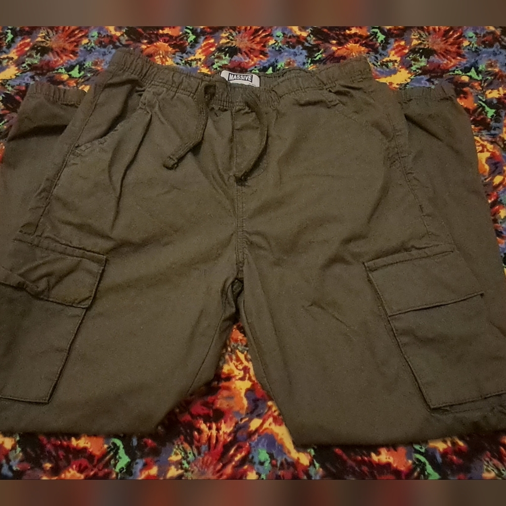 Women's Cargo Jogger Pants in Dark Brown